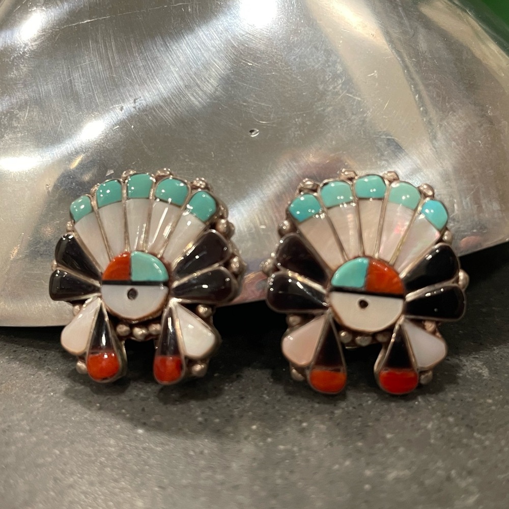 1960's vintage Zuni Pueblo clip earrings - sterling, turquoise, shell and jet